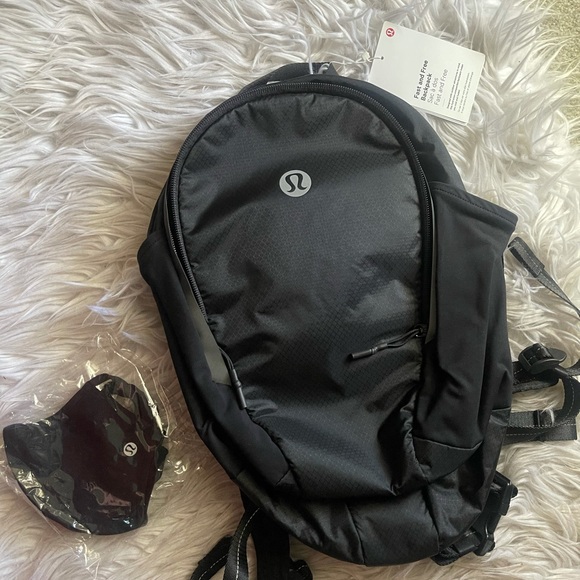 SOLD ✌🏽✌🏽 lululemon fast and free backpack - Picture 2 of 10